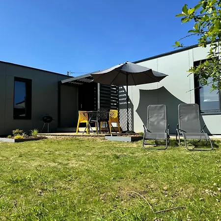 Holiday home Maison B Chaleureuse Avec Espace Et Air De Jeux Yvias