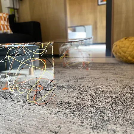 Maison B Chaleureuse Avec Espace Et Air De Jeux * Yvias